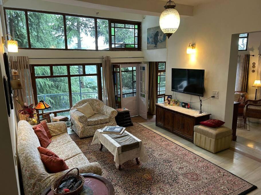 Scenic Hill View 3Bhk Near Mall Road Stonewood Villa Dalhousie Exterior photo